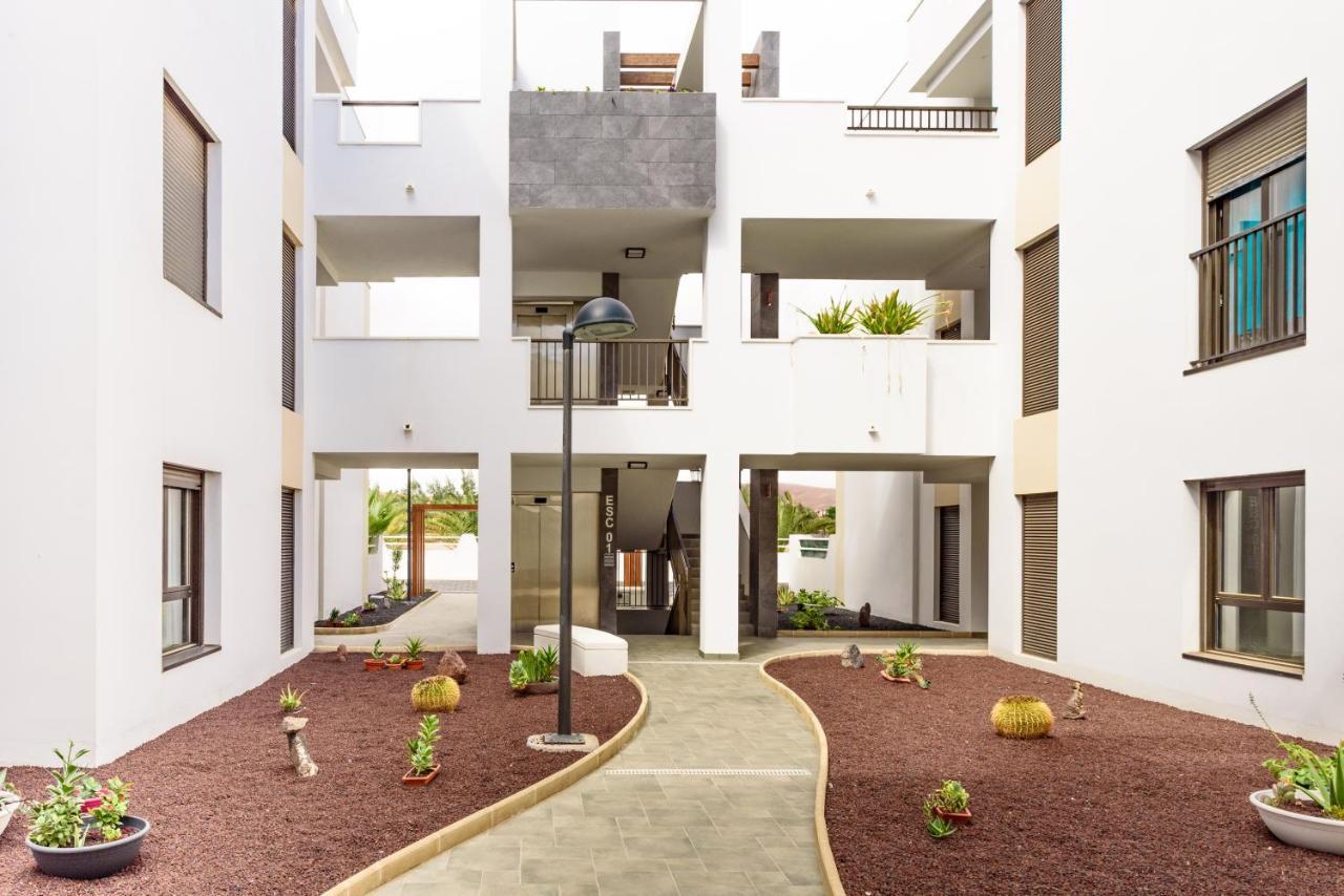 Modern Apartment In Residential Complex With Pools Costa De Antigua Kültér fotó
