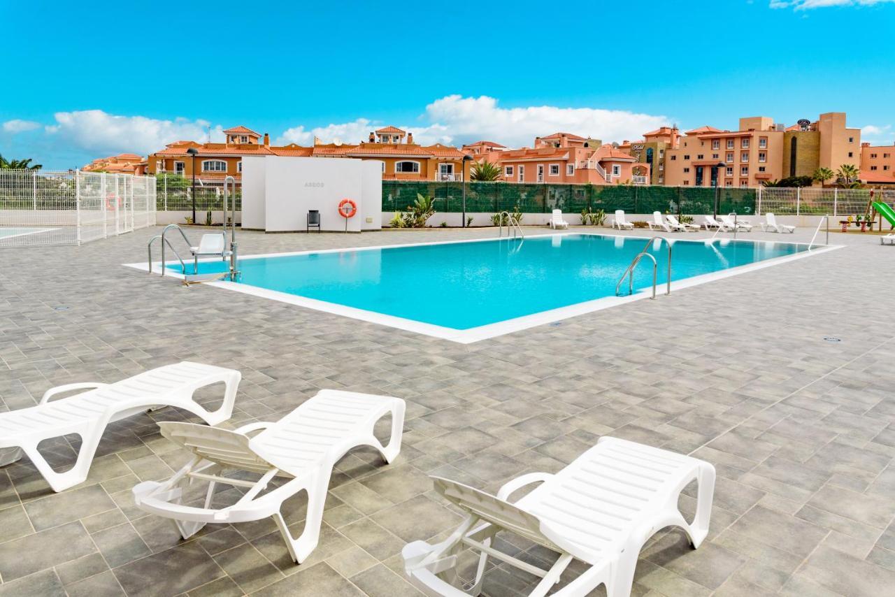 Modern Apartment In Residential Complex With Pools Costa De Antigua Kültér fotó